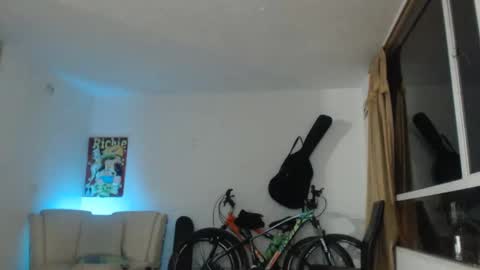 thomasjons online show from March 23, 2:59 am