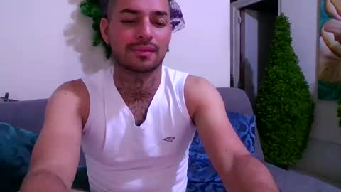 Snapshot of thomassmith2023 chatting on December 11, 7:14 pm thomas  smith online show from December 11, 7:14 pm