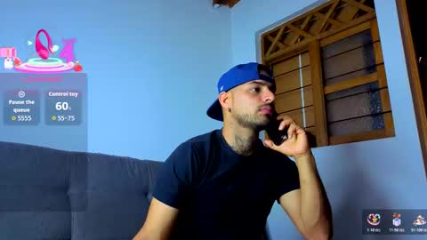 Snapshot of thomassmith2023 chatting on November 1, 8:00 pm thomas smith online show from November 1, 8:00 pm