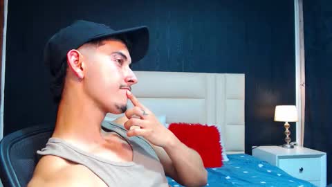 Thomas Turner online show from September 24, 11:30 pm