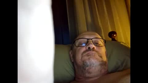 thomcatt66 online show from March 18, 2:15 am