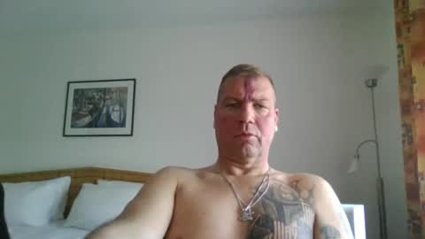 thomsen1478 online show from April 22, 3:35 pm