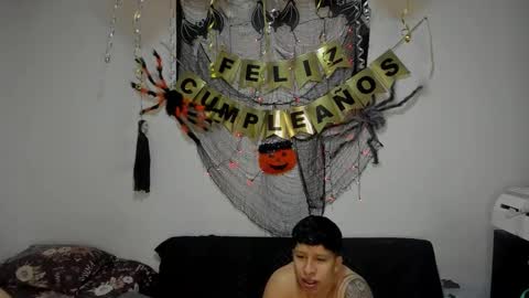 thomson_hot01 online show from October 16, 5:52 am