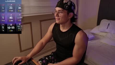 Thony online show from March 24, 7:41 pm