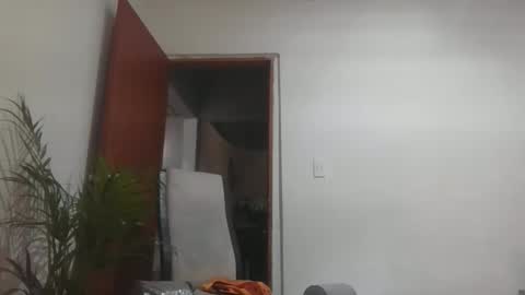 thonybeiio online show from February 21, 5:58 pm