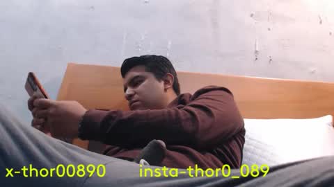 Snapshot of thor0200 chatting on December 3, 6:48 am thor0200 online show from December 3, 6:48 am