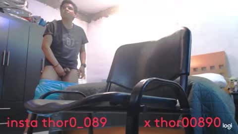 thor0200 online show from October 12, 11:26 pm