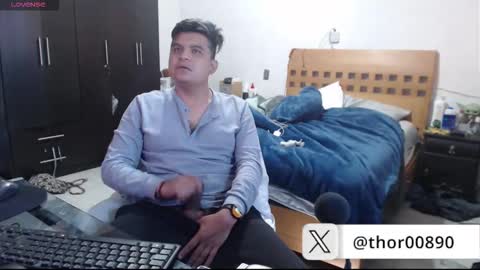 thor0200 online show from February 7, 4:43 pm