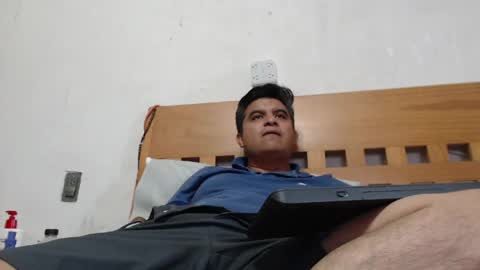 Snapshot of thor0200 chatting on April 12, 11:10 pm thor0200 online show from April 12, 11:10 pm