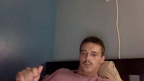 Snapshot of throatitbb chatting on April 7, 10:20 pm throatitbb online show from April 7, 10:20 pm