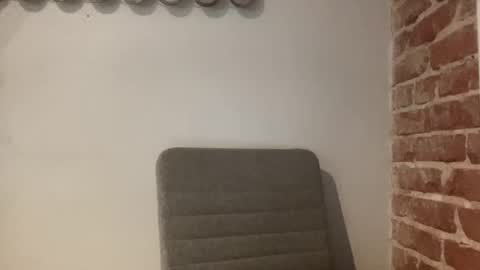 throatyygoat online show from December 20, 1:02 am