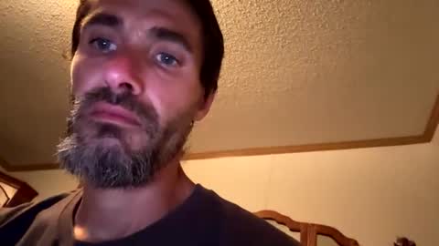 throbbing8585 online show from July 22, 12:46 am