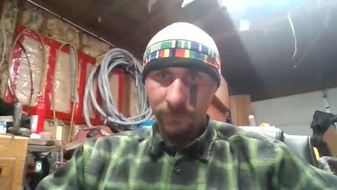 Snapshot of thuglife1095 chatting on October 26, 1:11 am thuglife1095 online show from October 26, 1:11 am