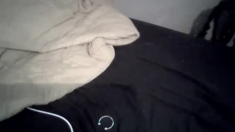 Snapshot of thunder8u42 chatting on September 23, 7:28 pm thunder8u42 online show from September 23, 7:28 pm