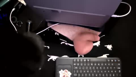 thunder8u42 online show from September 28, 9:36 am