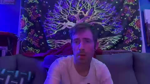 Snapshot of thursttrap chatting on October 1, 5:57 am thursttrap online show from October 1, 5:57 am