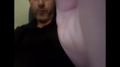 Snapshot of thuzi0n chatting on January 25, 10:51 am thuzi0n online show from January 25, 10:51 am