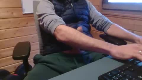 toobigcockforonegirl online show from April 15, 7:37 am