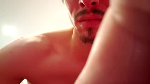 Snapshot of thxgorilla45 chatting on March 19, 2:59 am thxgorilla45 online show from March 19, 2:59 am