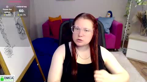 Snapshot of ti_ji chatting on June 12, 9:52 am Helen online show from June 12, 9:52 am