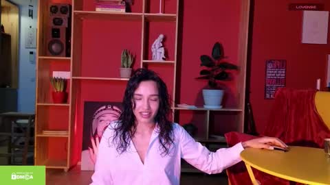 tia_j online show from February 6, 8:23 pm