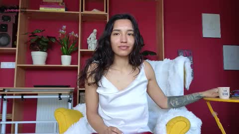 tia_j online show from March 15, 6:52 am