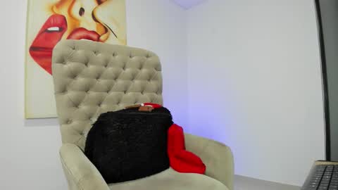 carolina online show from December 4, 9:29 am