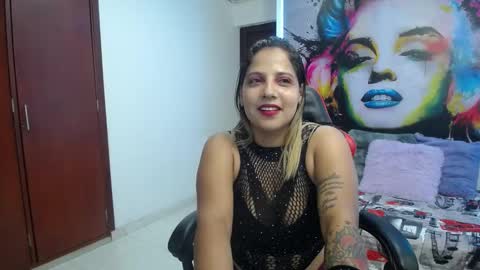 tiana_breeze online show from October 4, 11:58 pm