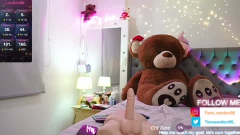Snapshot of tiana_sanders chatting on December 3, 4:58 am TATIANA online show from December 3, 4:58 am