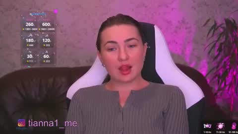 tianna_me online show from November 4, 5:56 pm