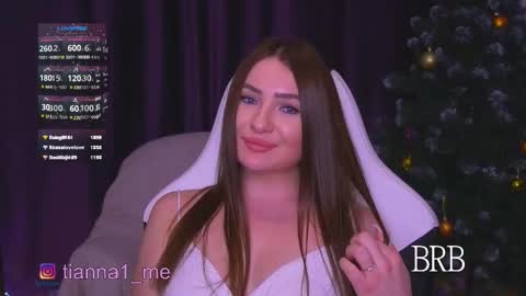 tianna_me online show from February 6, 6:11 pm