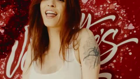 Snapshot of tiannarae chatting on February 15, 3:09 am TIANNA online show from February 15, 3:09 am