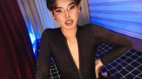 Sam online show from November 8, 8:18 pm