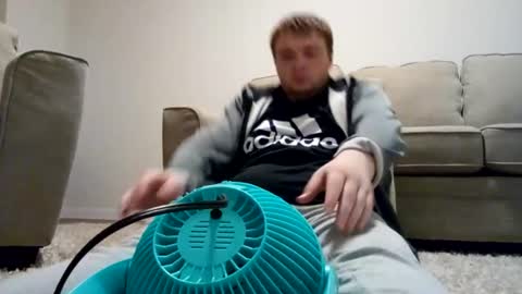 Snapshot of ticnomus chatting on July 6, 12:02 pm ticnomus online show from July 6, 12:02 pm