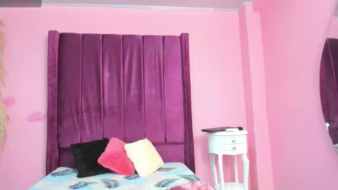 Tifani brown online show from March 29, 12:27 pm