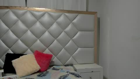 Tifani brown online show from April 2, 3:42 pm