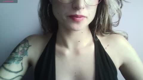 Tifanny online show from September 23, 9:18 pm