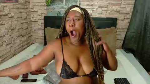 Snapshot of tifanny_fiire chatting on July 7, 9:13 am leidy online show from July 7, 9:13 am