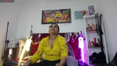 Tifanny Nails  online show from October 22, 12:27 pm