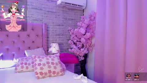 Snapshot of tifannysantana chatting on June 11, 12:32 am tifannysantana online show from June 11, 12:32 am