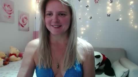 Tifany online show from March 20, 2:33 pm