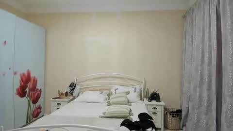 Snapshot of tiffany0 chatting on February 25, 5:47 pm Tiffany your girl next door online show from February 25, 5:47 pm