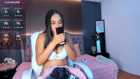 tiffany__charm_ online show from November 18, 3:34 am