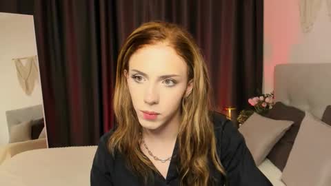 Snapshot of tiffany_king chatting on March 5, 8:27 pm Tiffany online show from March 5, 8:27 pm