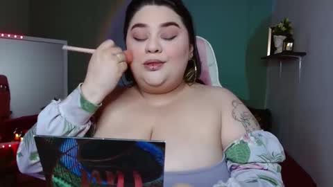 Snapshot of tiffany_laurens chatting on December 9, 5:18 am dont forget ask for custom vids online show from December 9, 5:18 am