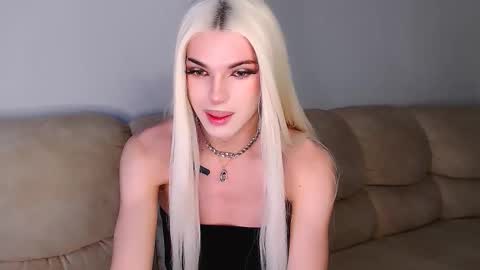 Tif online show from October 4, 2:42 am