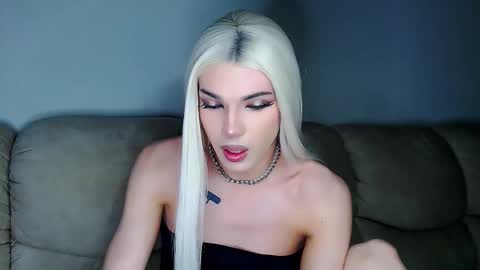 Tif online show from November 21, 11:42 am