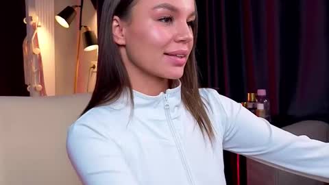 Snapshot of tiffany_sweetie chatting on January 18, 11:47 am Tiffany online show from January 18, 11:47 am