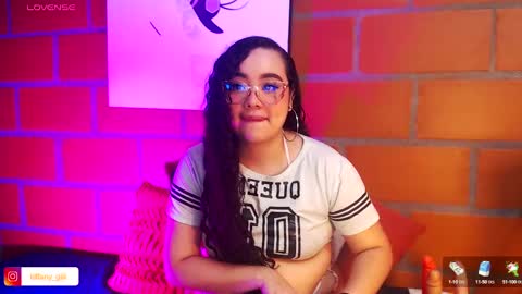 Snapshot of tiffanygiil chatting on December 10, 4:34 am TiffanyGiil NEW ACCOUNT online show from December 10, 4:34 am