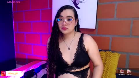 Snapshot of tiffanygiil chatting on December 23, 12:35 am TiffanyGiil NEW ACCOUNT online show from December 23, 12:35 am